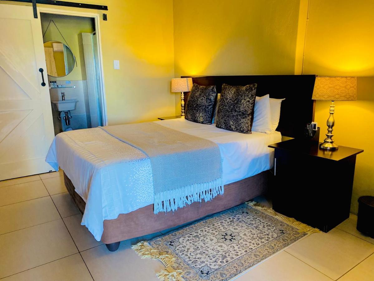 Mrhali Boutique Guest House KwaMhlanga Esterno foto